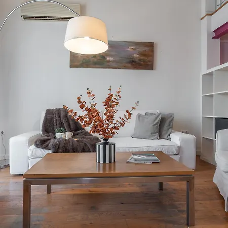 Unika Homes Porvenir アパート セビリア