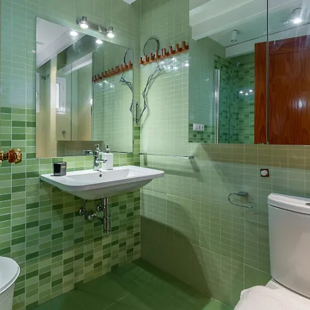 Unika Homes Porvenir アパート セビリア
