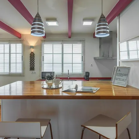 Unika Homes Porvenir * セビリア